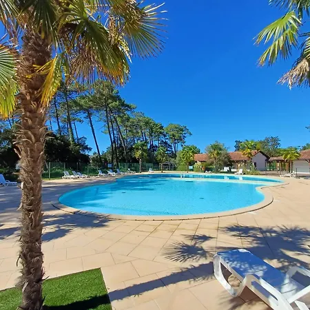 Maison Avec Piscine - 6 Pers - Pres De La - Fr-1-239-1118 Holiday home *